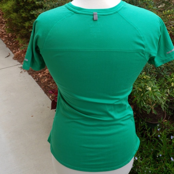 NWOT Nike Running DRI-FIT Shirt - Picture 4 of 6